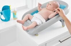 SKIP HOP Klappbarer Badesessel Moby Blau 0-6m -Skip Hop 6f04b2f14c08e755a61e69cecc5c10b5