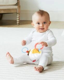 SKIP HOP C-Ring-Spielzeug, Vibrierendes ABC & Me Beehive Jitter 0m + -Skip Hop 726f0a1fb2c98e527b3e3e021ade95e1