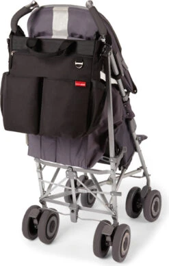 Skip Hop Duo Signature Wickeltasche - Schwarz -Skip Hop d84638866decb24ba750d3a858904a88